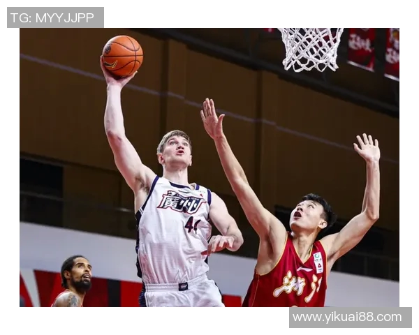 格勒诺布与斯特拉斯堡精彩对决直播全程回顾与分析